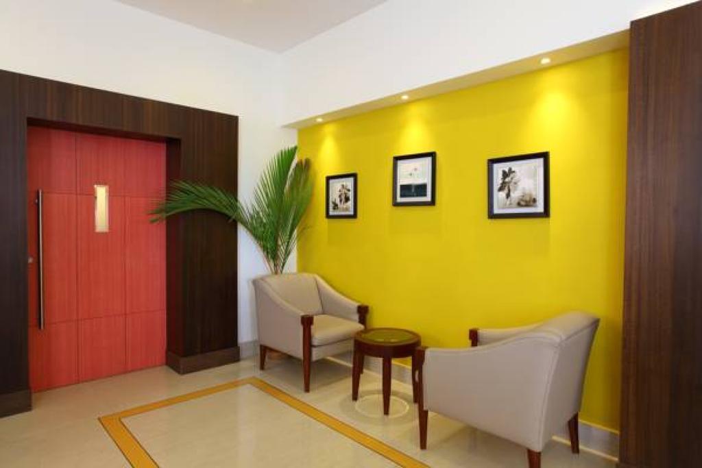 Hotel Luciya Palace Thrissur Экстерьер фото